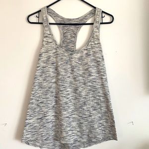 Lululemon tank size 10